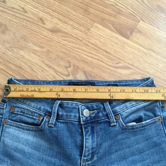 Lucky Brand Lolita Skinny Chew Hem  Distressed EUC - Picture 9 of 13